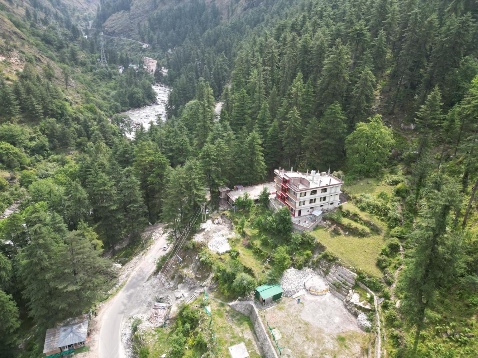 Shangri-La Rooms & Restaurant Kasol Exterior foto